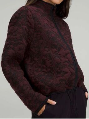 Lululemon Jacquard Multi-Texture Sweater Jacket
Red Merlot Black 10